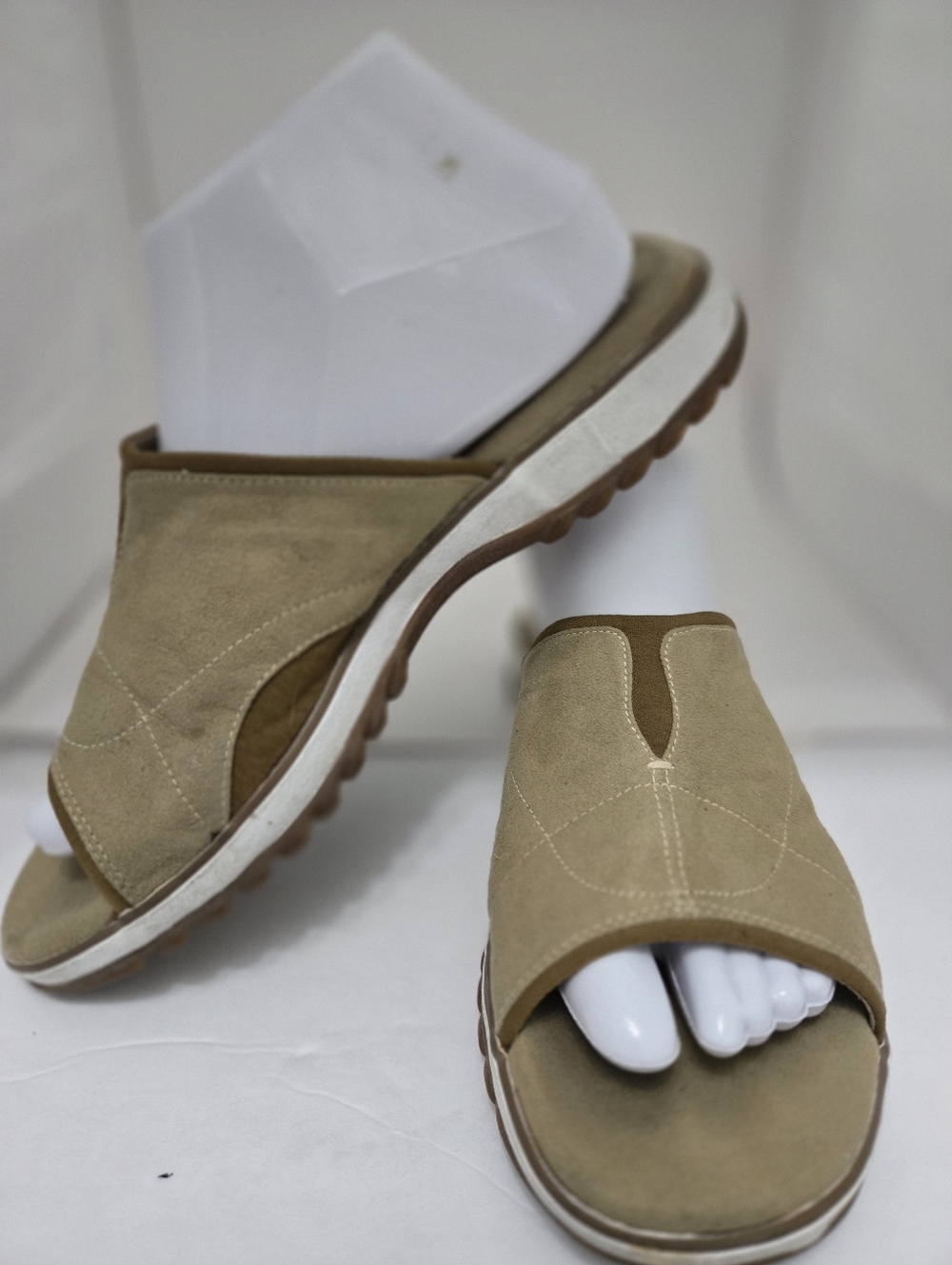 Clarks Women's Size 9 Slides Sandals